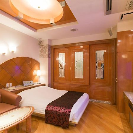 Hotel D-Wave Shinjuku（Adult Only) Tokyo Dış mekan fotoğraf